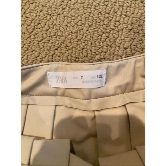 Zara pleather pleated skirt girls size 7 - Picture 4 of 5